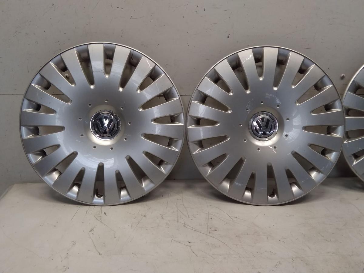 VW Passat 3C Satz original Radkappen 16" 3C0601147D Bj.2008