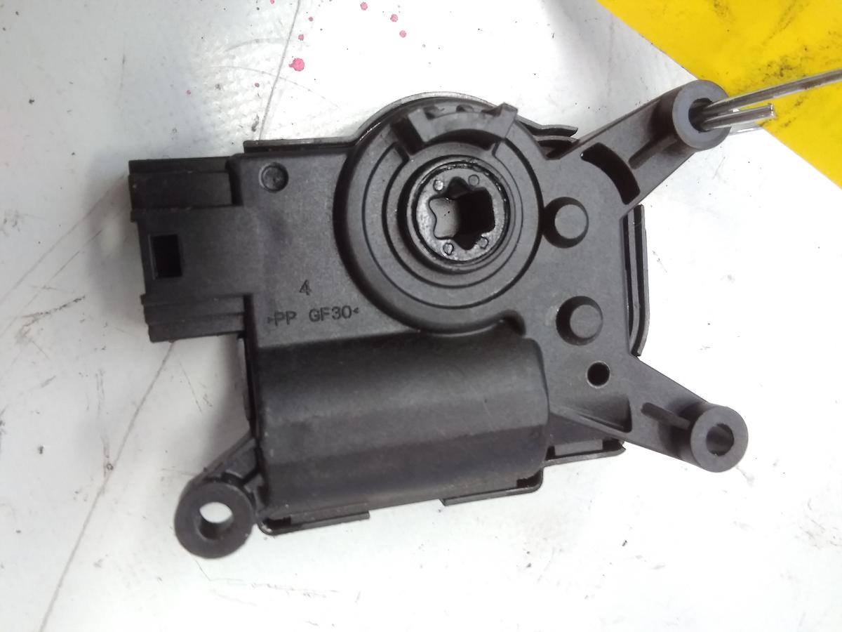 VW ID.3 original Stellmotor Heizung / Klima 2Q0907511F Bj.2019