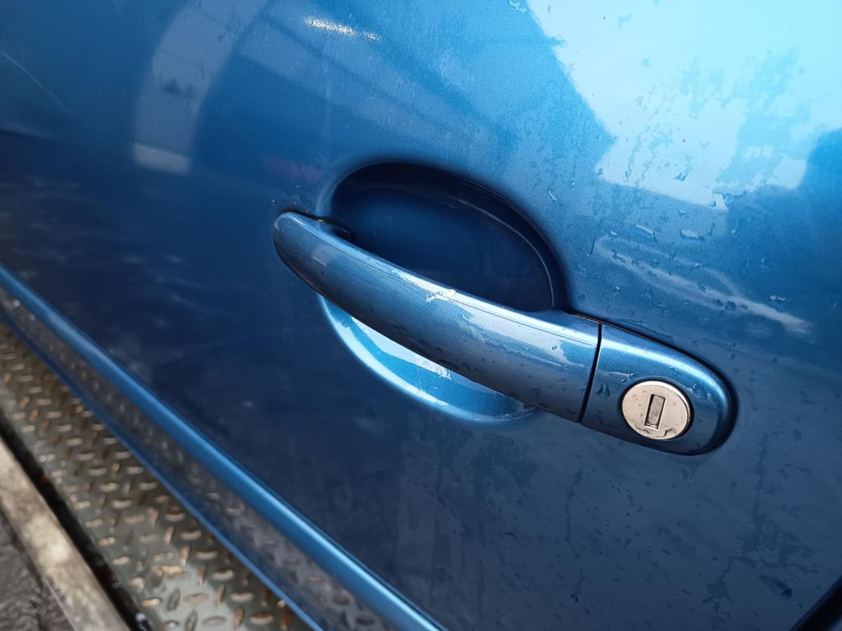 VW Golf V original T&uuml;r links Fahrer A5K Olympiablau Bj 2007