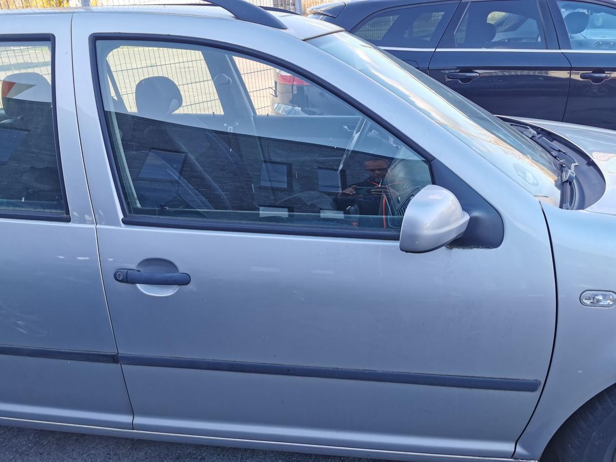 VW Golf IV 4 1J Beifahrertür Tür Autotür vorn rechts Roh LA7W Reflexsilber 5trg