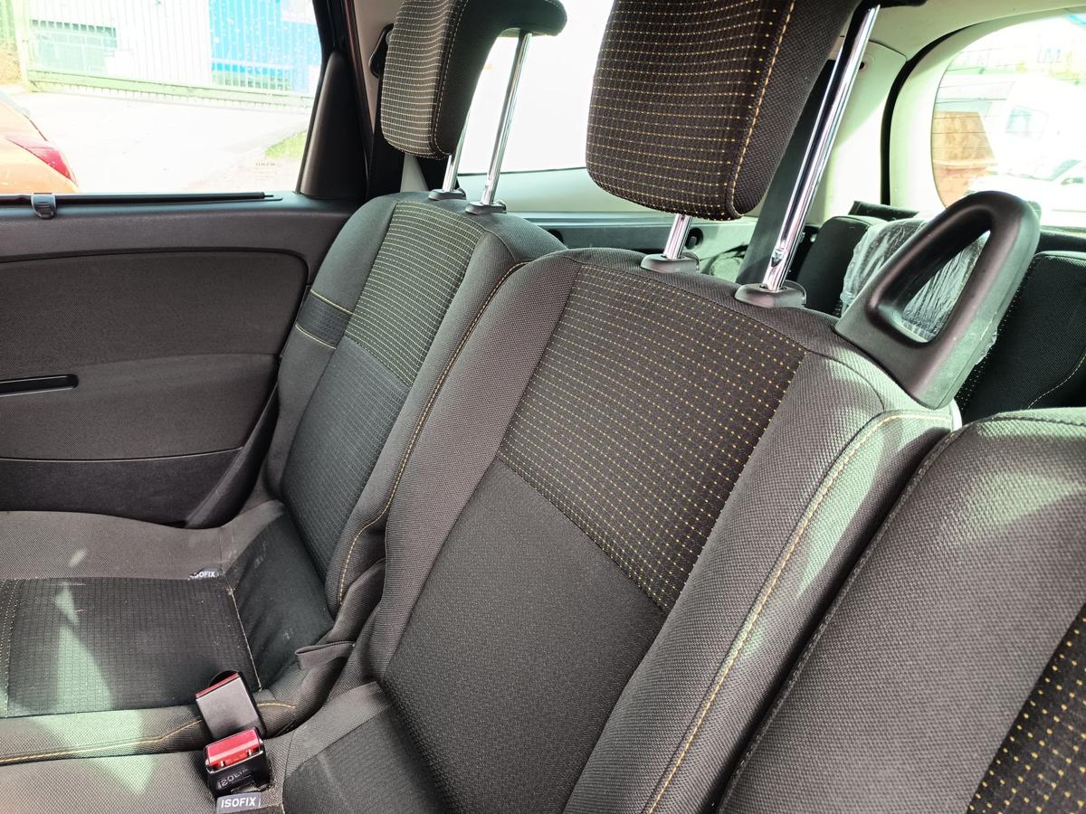 Renault Grand Scenic 3 original R&uuml;cksitz mitte Reihe 2 Stoff grau Bj 2009