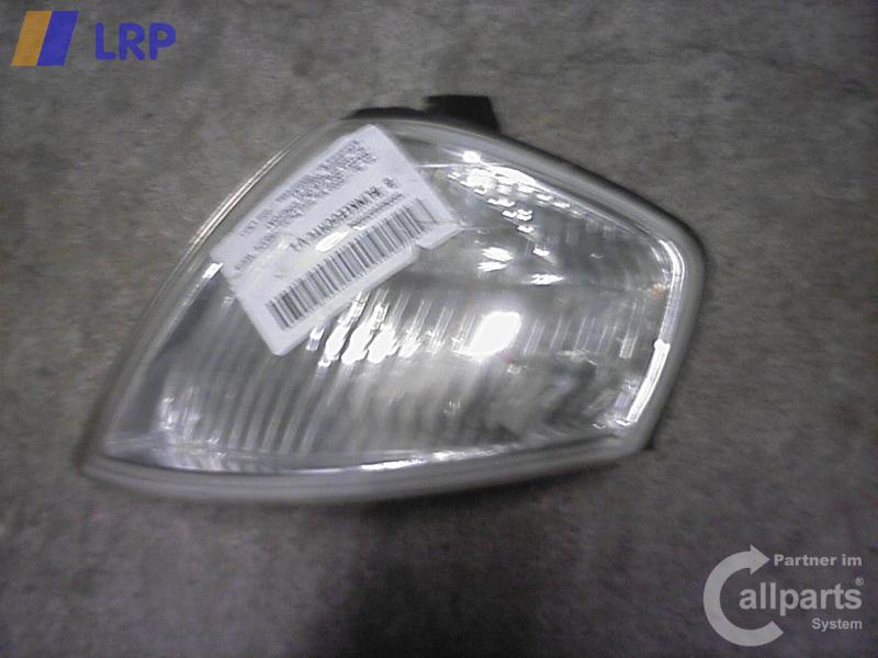 Mazda 323 original Blinker Blinkleuchte vorn links STANLEY weiß BJ2000