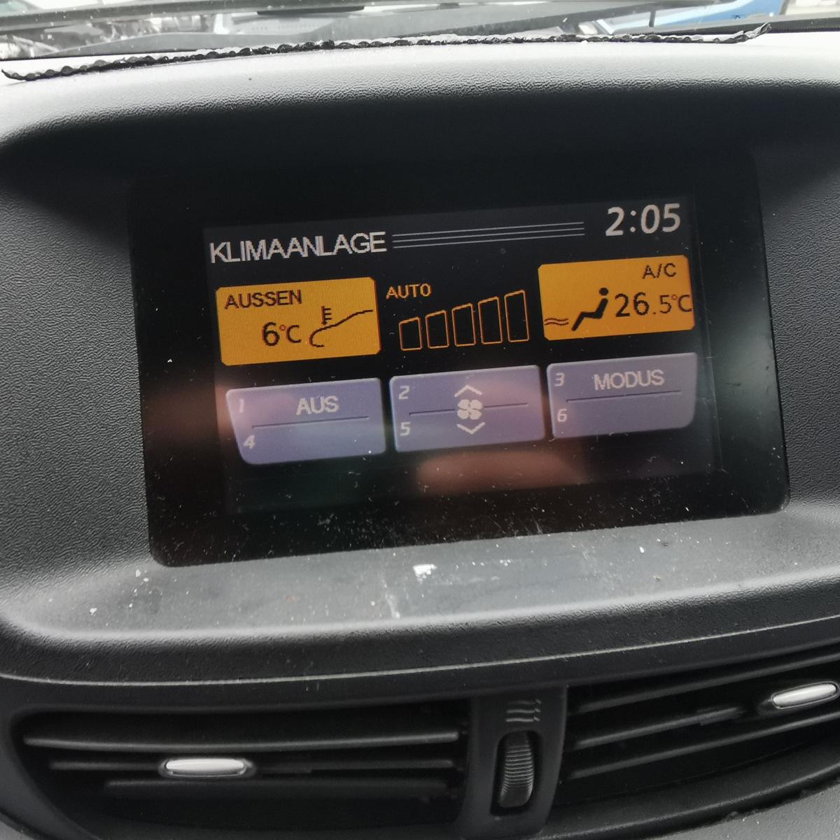 Nissan Almera Tino V10 Bildschirm Display Anzeige Bordcomputer