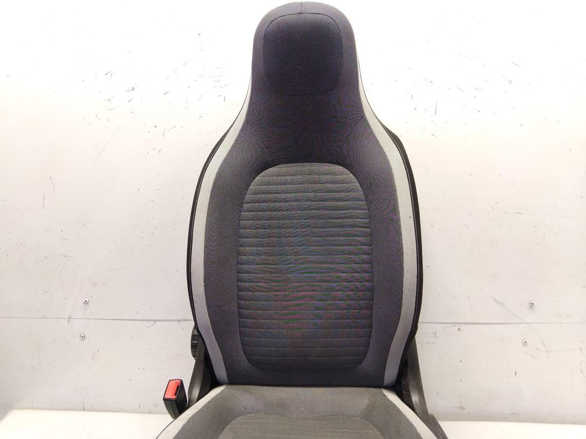 Renault Twingo 3 original Sitz vorn links Fahrersitz Stoff grau beheizt BJ2018