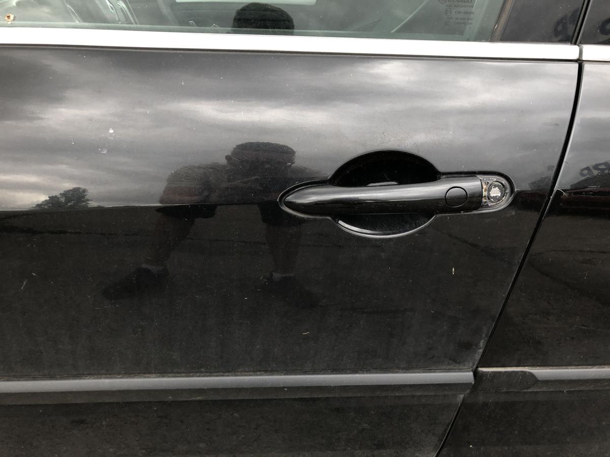 Renault Laguna III 3 T&uuml;r vorn links Fahrert&uuml;r im Rohbau NV676 Black Noir Nacre