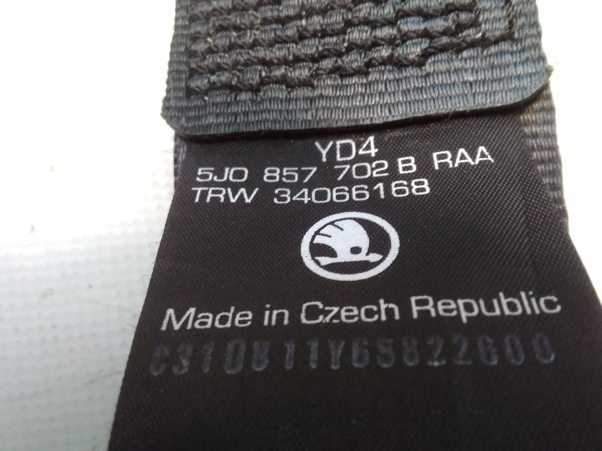 Skoda Fabia 2 5J original Sicherheitsgurt vorn rechts schwarz unfallfrei Bj.2011