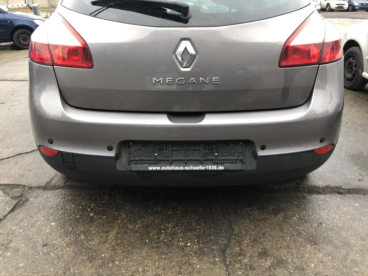 Renault Megane III 3 Sto&szlig;f&auml;nger hinten Hecksch&uuml;rze f&uuml;r 5 t&uuml;rer TEKNG graumet