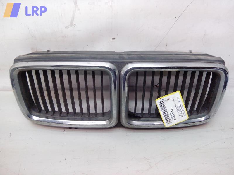 GRILL MITTE; Grill M; 730I-750IL; E32 AB 09/86; 51131964863;