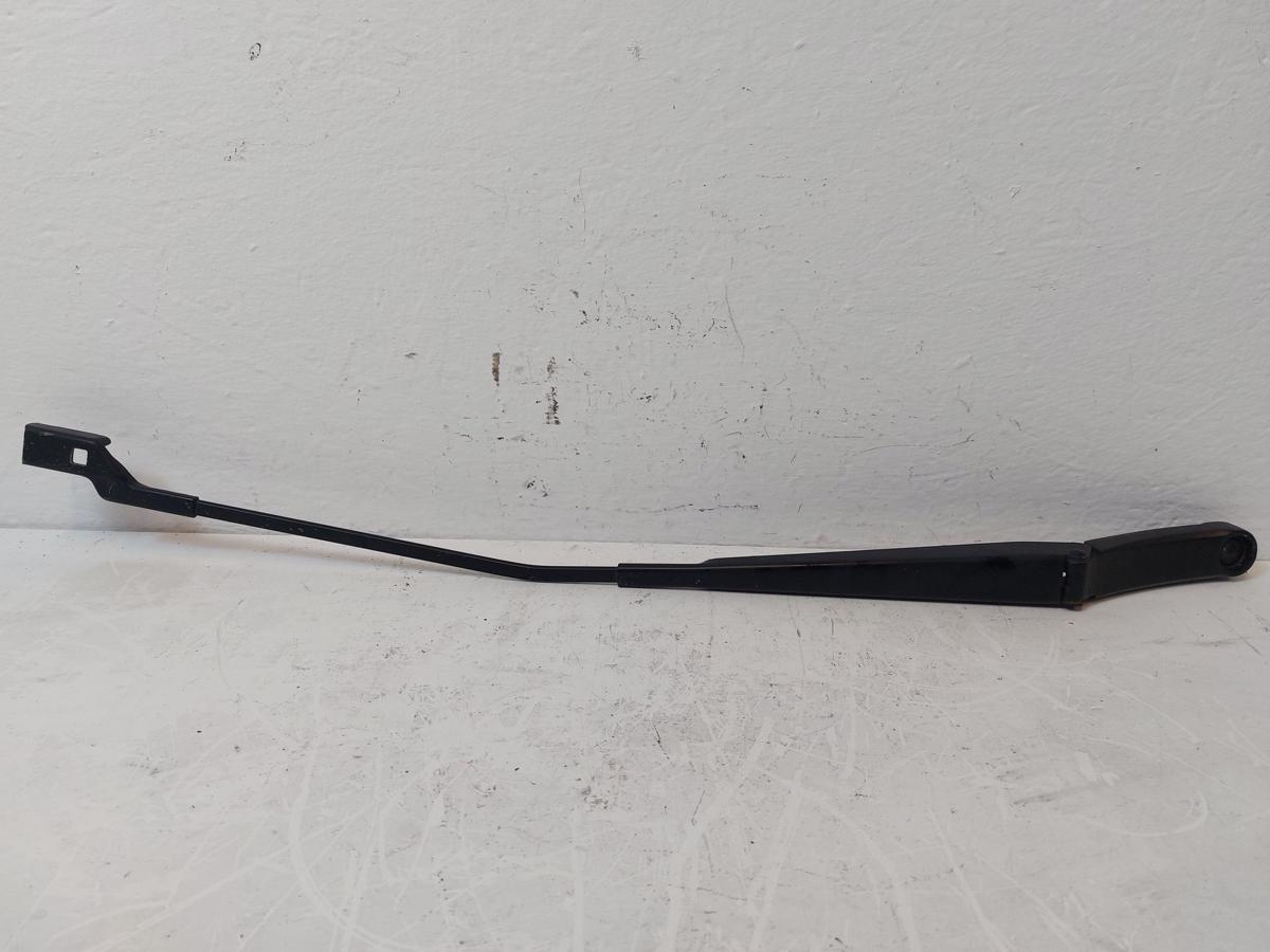 VW Passat CC Wischerarm vorn rechts Scheibenwischerarm Beifahrerseite OEM