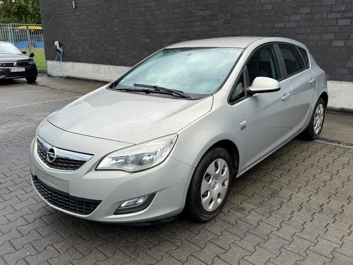 Opel Astra Fliessheck