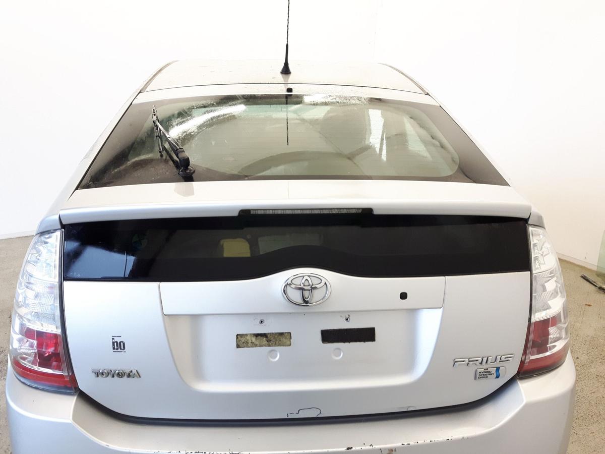 Toyota Prius 2 Heckklappe silbermetallic 1F7 inkl. Scheibe BJ2007