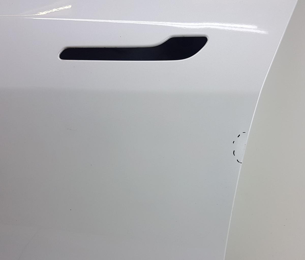 Tesla Model Y T&uuml;r vorn links in PPSW White Water Pearl Bj22 149353700D Rohbaut&uuml;r