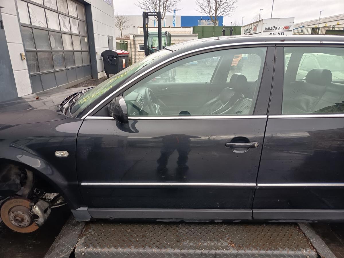 VW Passat 3BG original T&uuml;r vorn links Fahrer C9Z Black Magic Bj 2003
