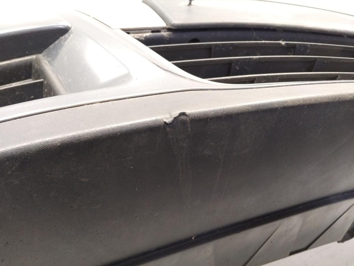 VW Passat 3C original Stoßstange Stossfänger vorn LK7X islandgrau BJ2009