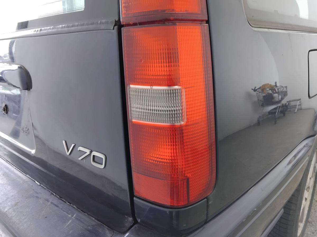 Volvo V70 Kombi original R&uuml;ckleuchte Heckleuchte rechts unten BJ1999