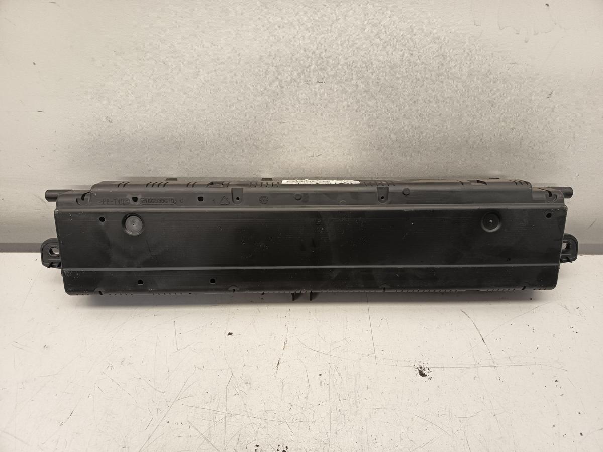 Renault Scenic II orig Kombiinstrument Tacho 8200704463A Benzin Schaltg. Bj 2007
