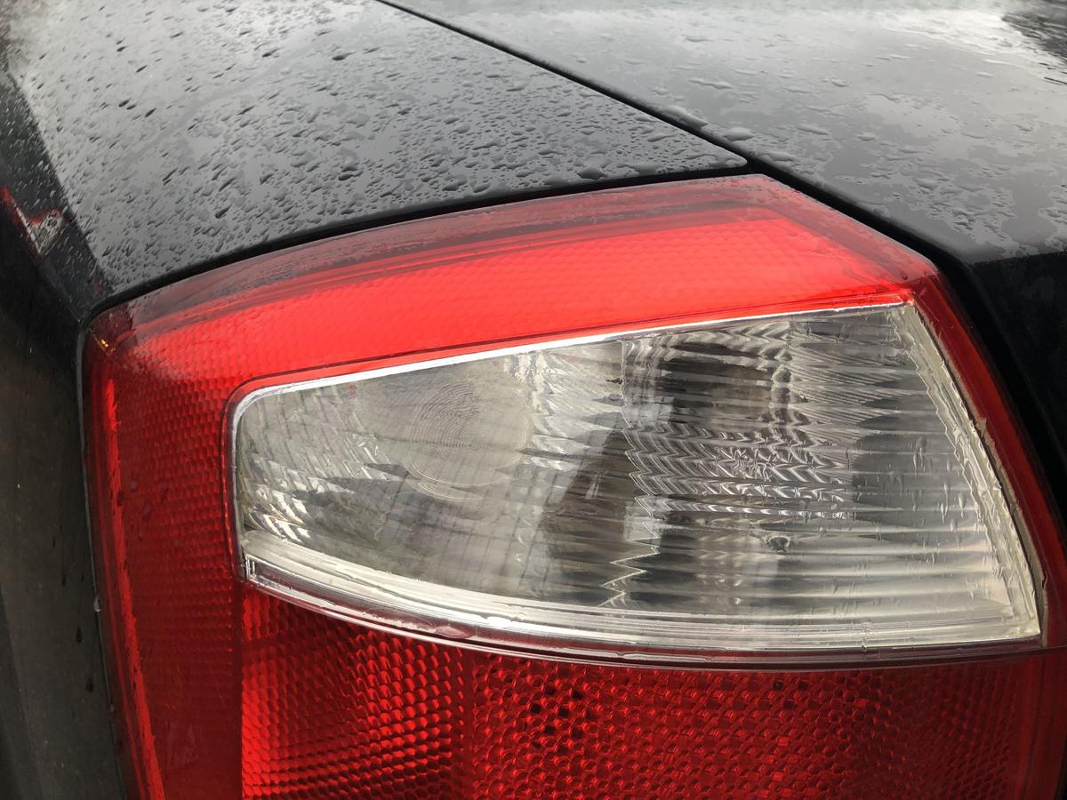 Audi A4 8E B6 Limo R&uuml;ckleuchte links R&uuml;cklicht Limo R&uuml;ckscheinwerfer Taillight