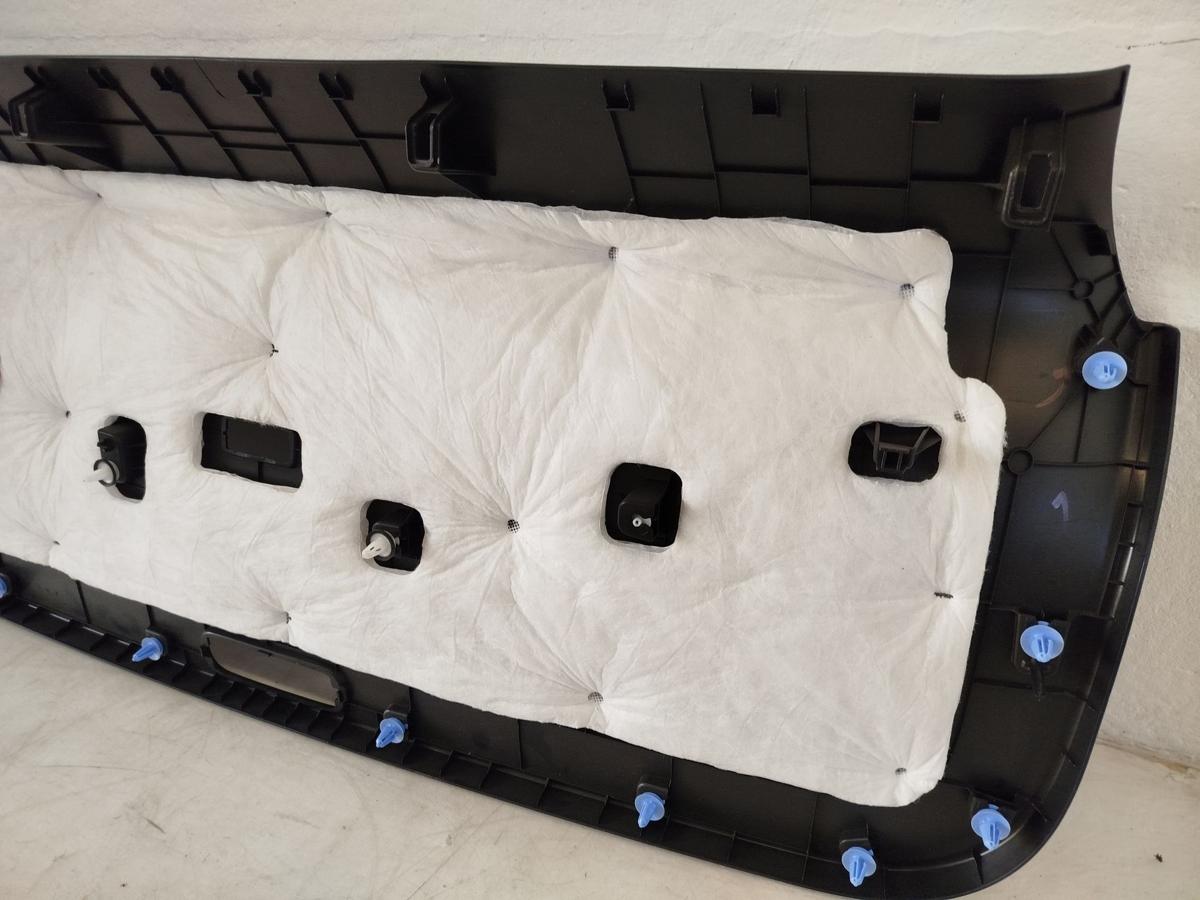 NIO EL6 Elektro SUV Innenverkleidung Heckklappe Heckklappenverkleidung OEM