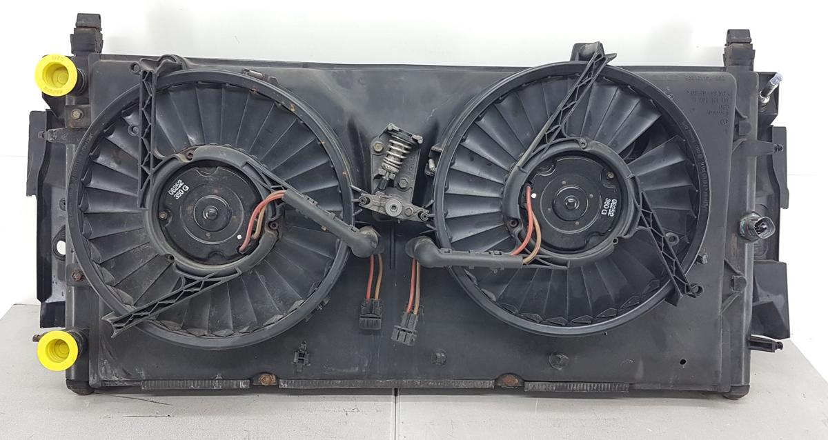 VW T4 K&uuml;hlerpaket mit Elektrol&uuml;fter 701121207B Bj1995 kurzer Vorbau