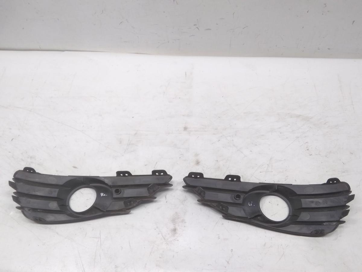 Opel Astra H Twintop original Satz Luftführungen Gitter unten Stoßfänger vorn BJ2007