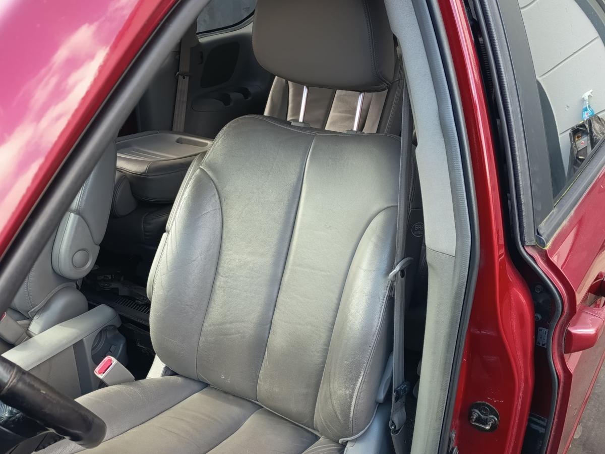 Kia Carnival III original Sitz vorne links Leder Sitzheizung Baujahr 2006