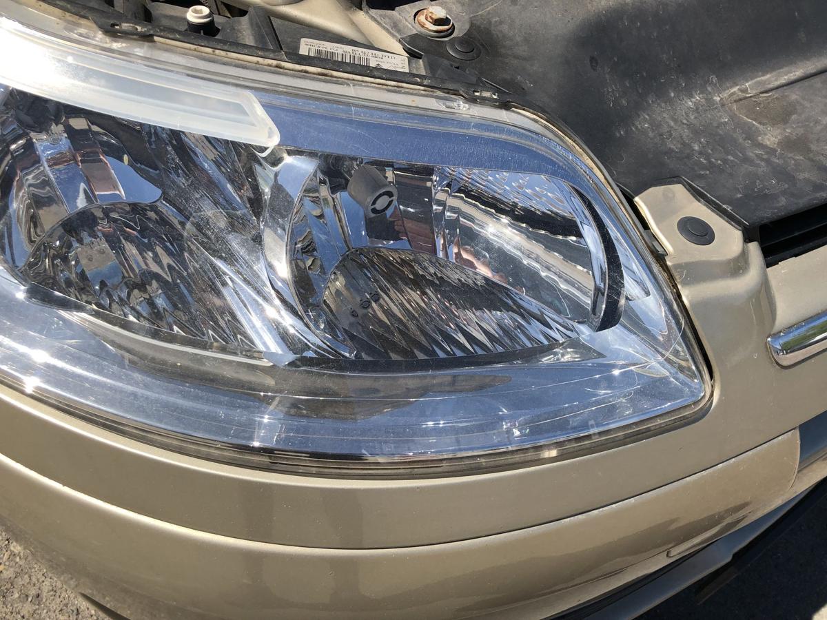 Citroen C4 Typ L Scheinwerfer rechts Hauptscheinwerfer Halogen Valeo OEM