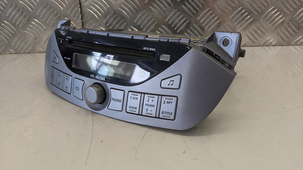 Nissan Pixo D31S Radio Autoradio CD Code fehlt 39101M68K00