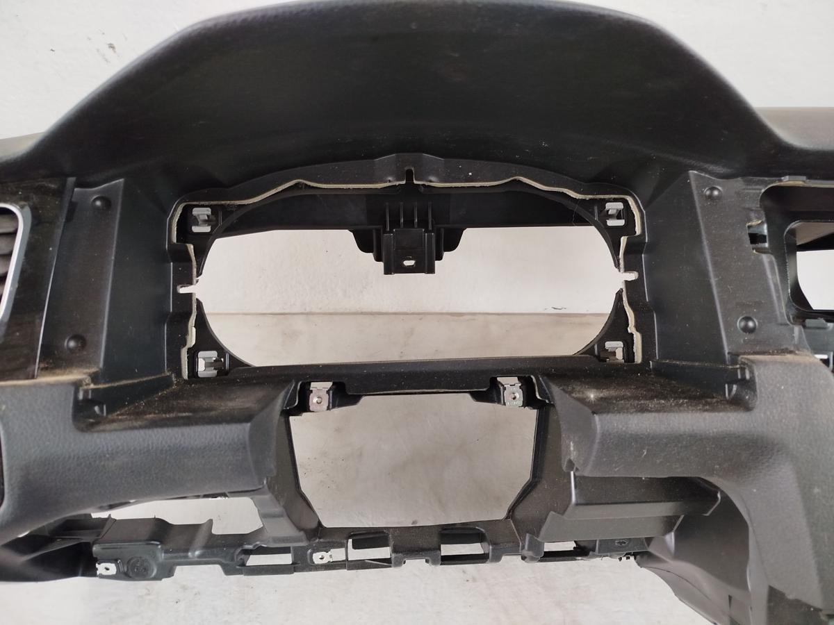 VW Golf 7 VII 5G AU Variant Armaturenbrett Cockpit Schalttafel Armaturenträger
