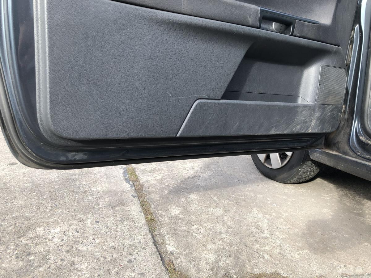 VW Polo 9N3 T&uuml;r vorn links Fahrert&uuml;r im Rohbau auch 9N1 3-t&uuml;rig LC7V grau