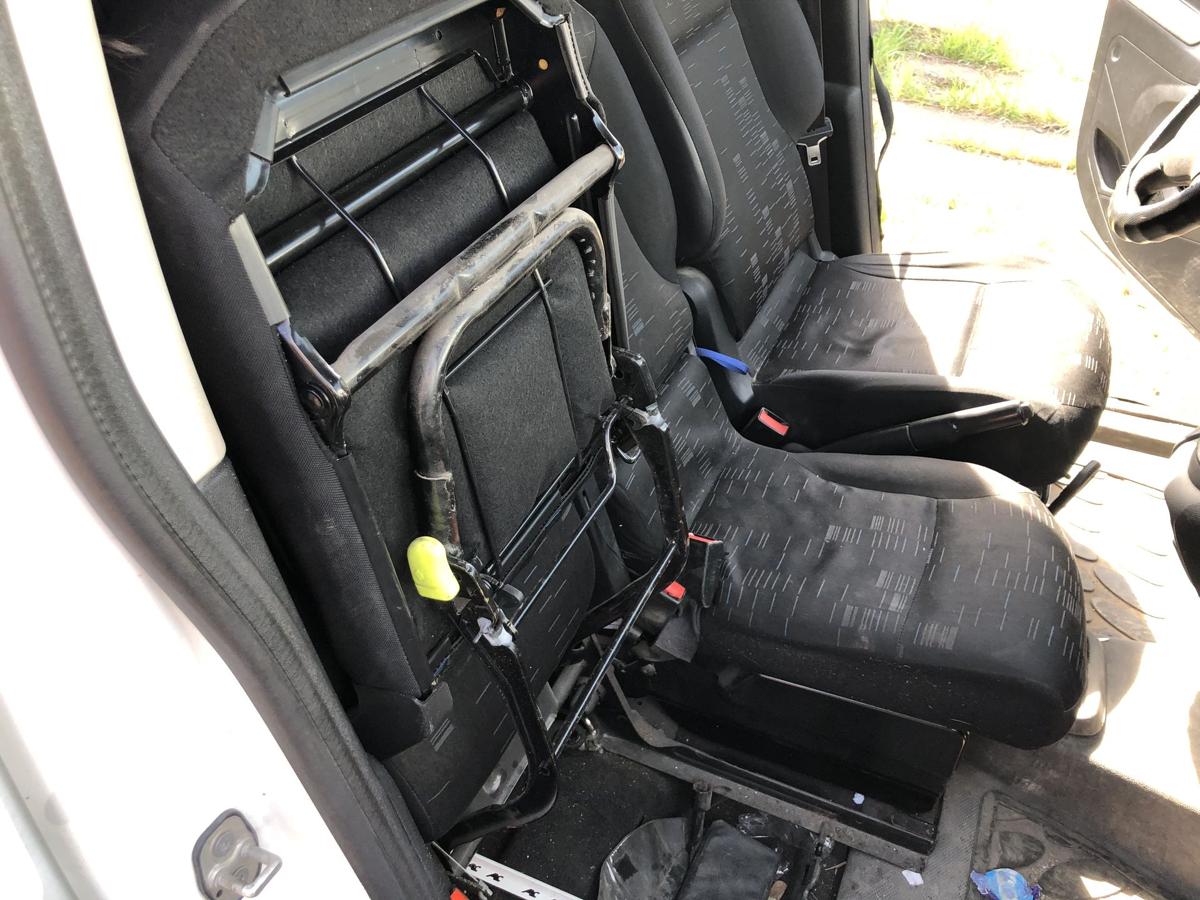 Citroen Berlingo B9 Kasten Doppelsitzbank Sitzbank vorn rechts klappbar Stoff