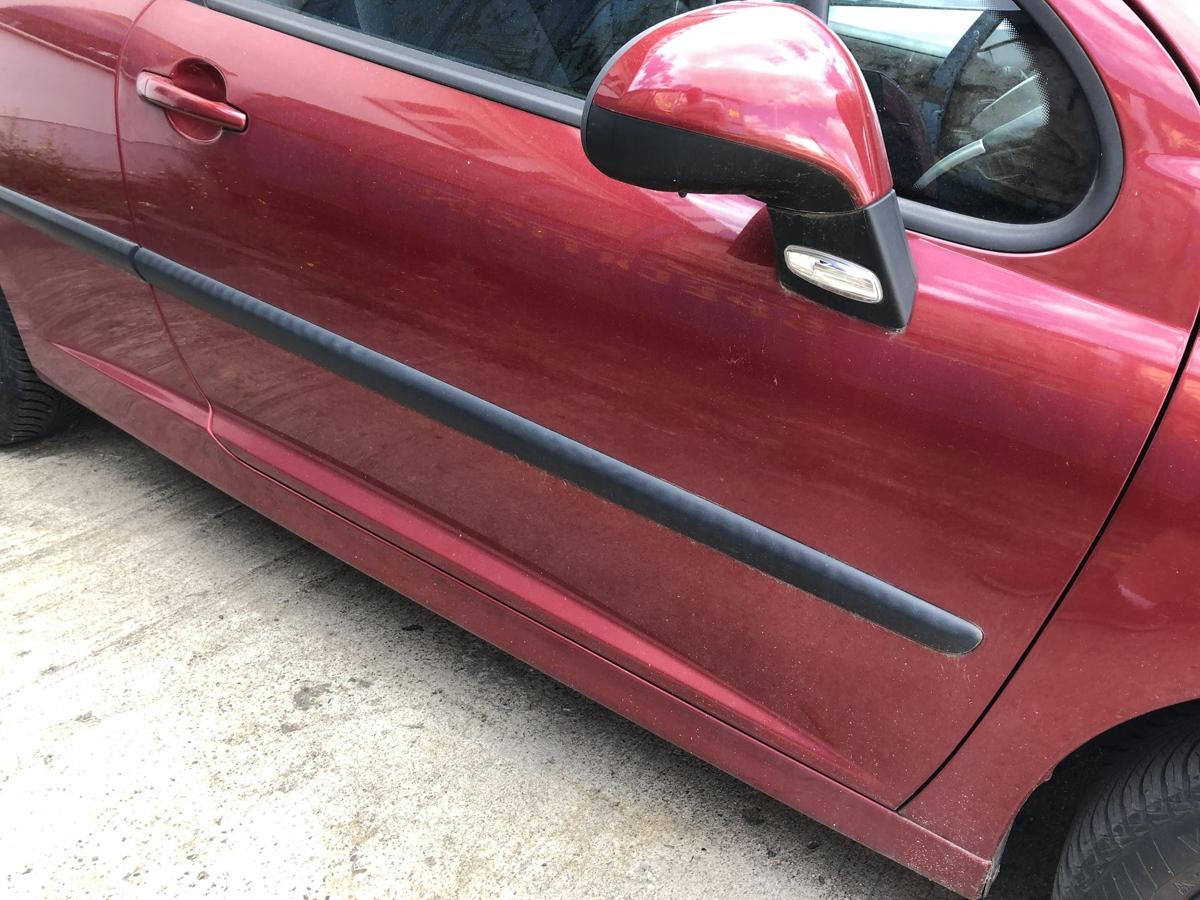 Peugeot 207 WA WC T&uuml;r vorn rechts Beifahrert&uuml;r 3trg Roh KJC Rouge Erythree