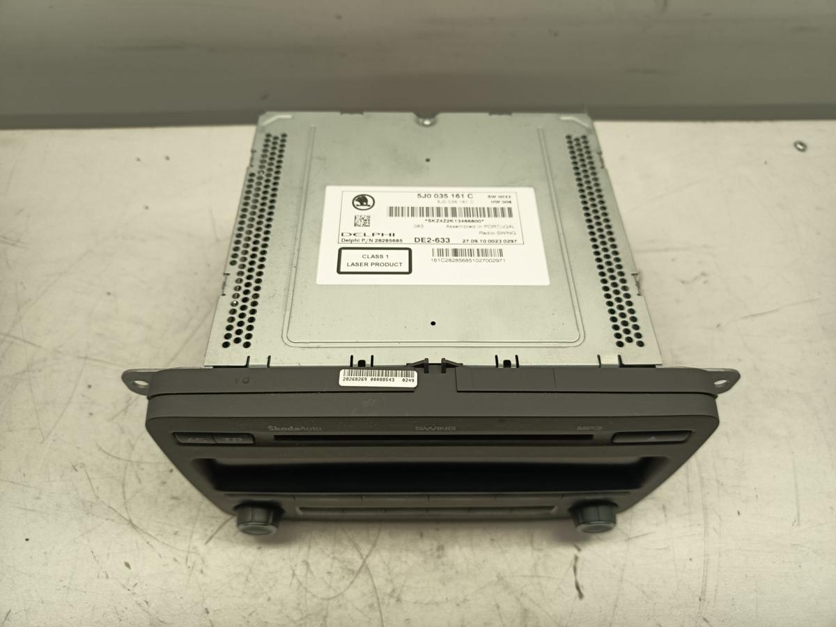 Skoda Fabia II 5J original Radio Swing Baujahr 2010