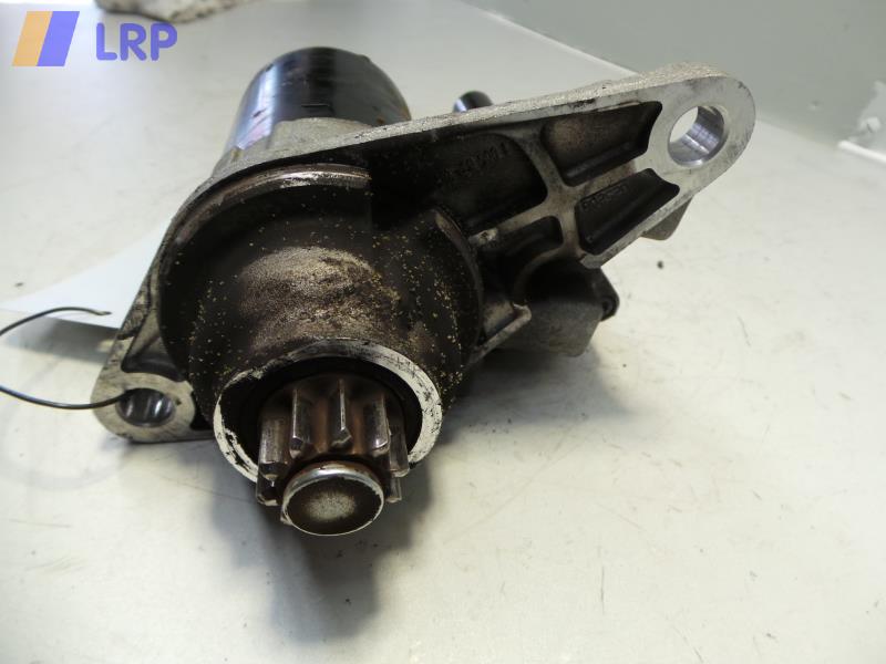 VW Golf 5 BJ 2004 Anlasser 02T911023R 0001120406 Starter BOSCH 1.6 BLP