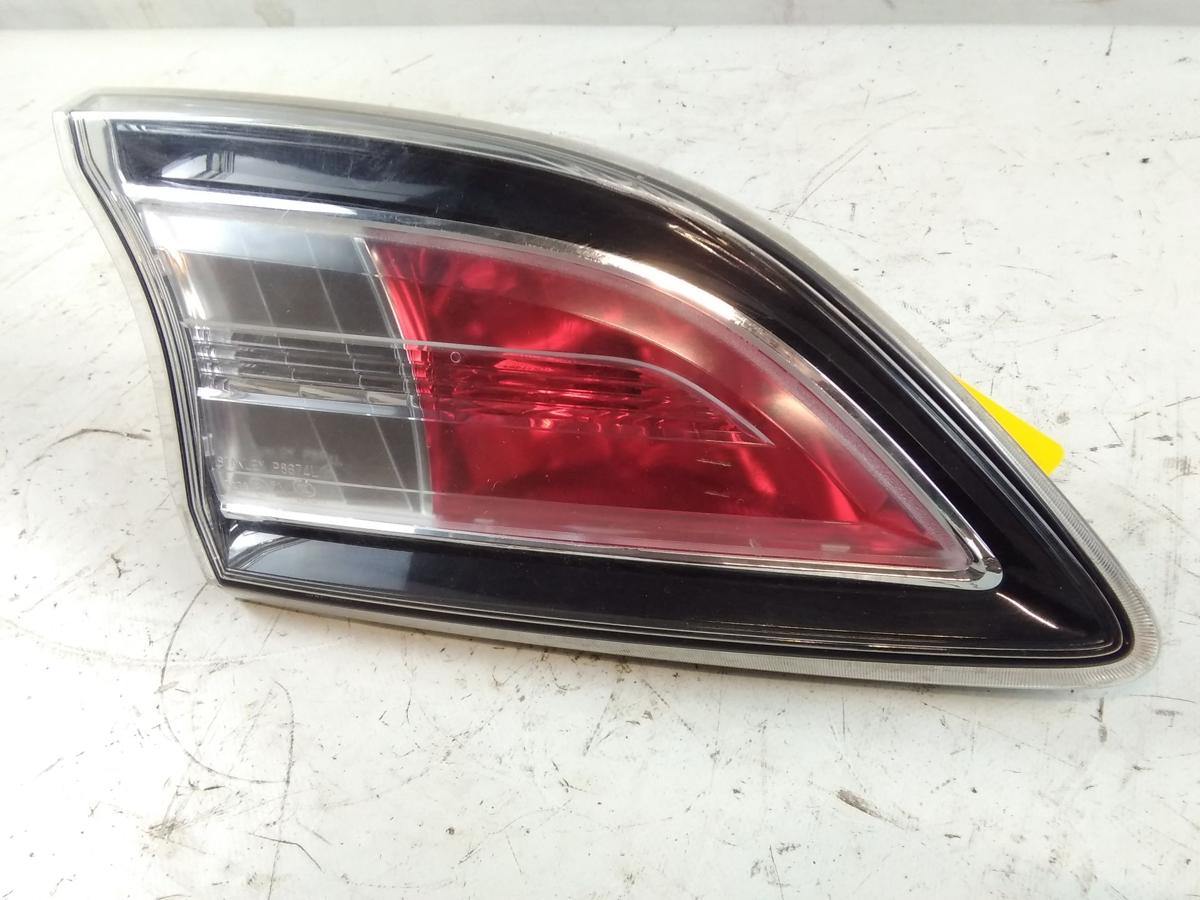 Mazda 3 BL original Rückleuchte Nebelschlußleuchte innen links 5 Türer BJ2009