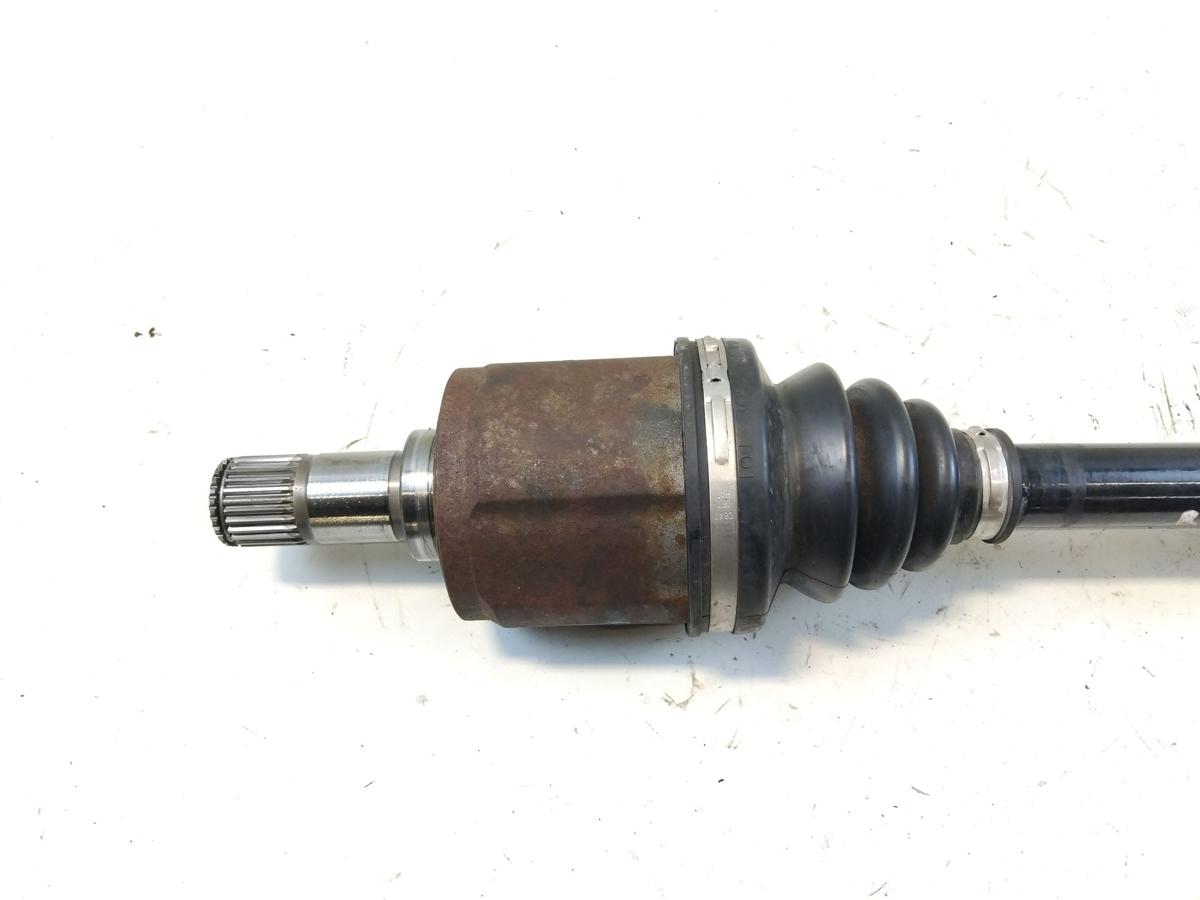 Honda Civic 8 FK1 orig Antriebswelle Gelenkwelle vorn rechts 1.4 61kw BJ2008