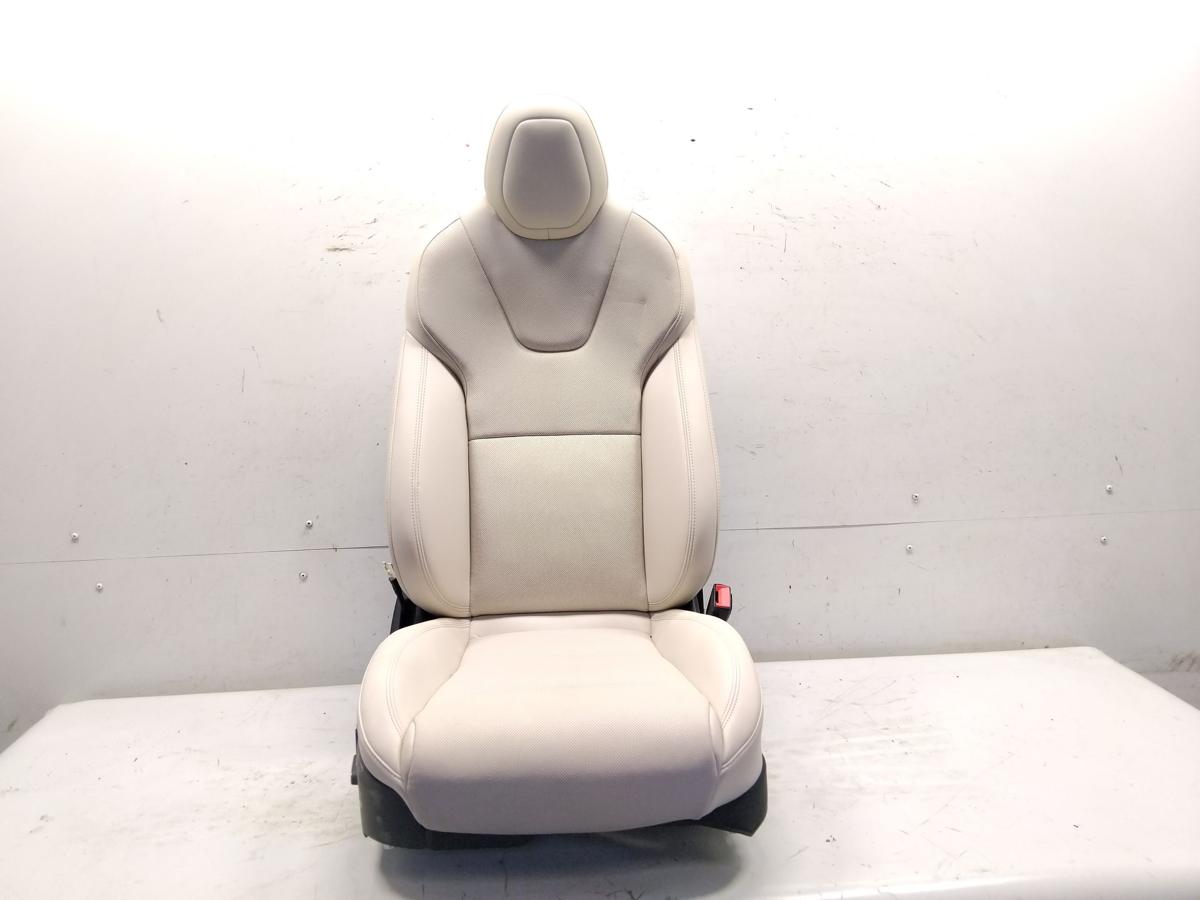 Tesla Model S Facelift Sitz vorn rechts Beifahrersitz elektr. Leder cream 2023
