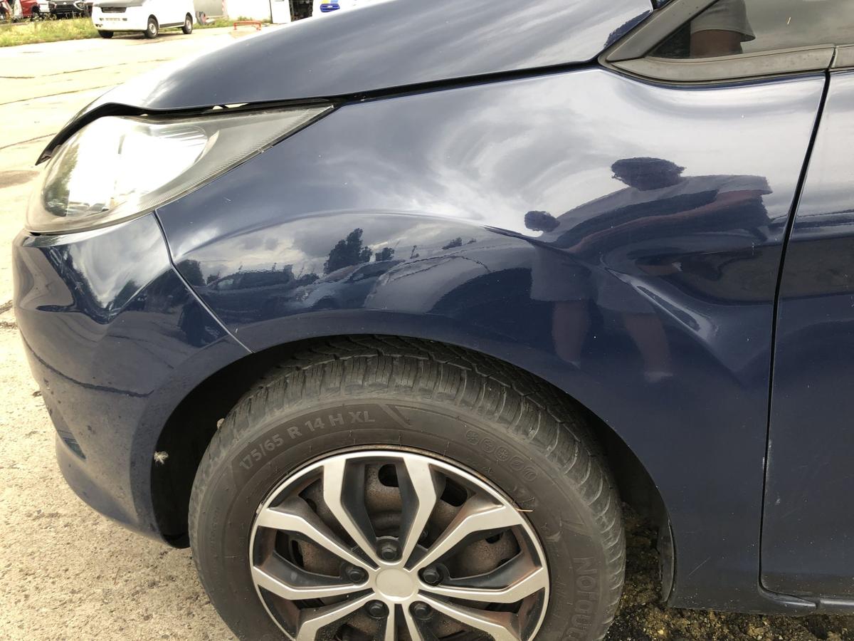 Ford Fiesta JA8 Kotflügel vorn links Fahrerseite Blazer Blau schlechter Lack