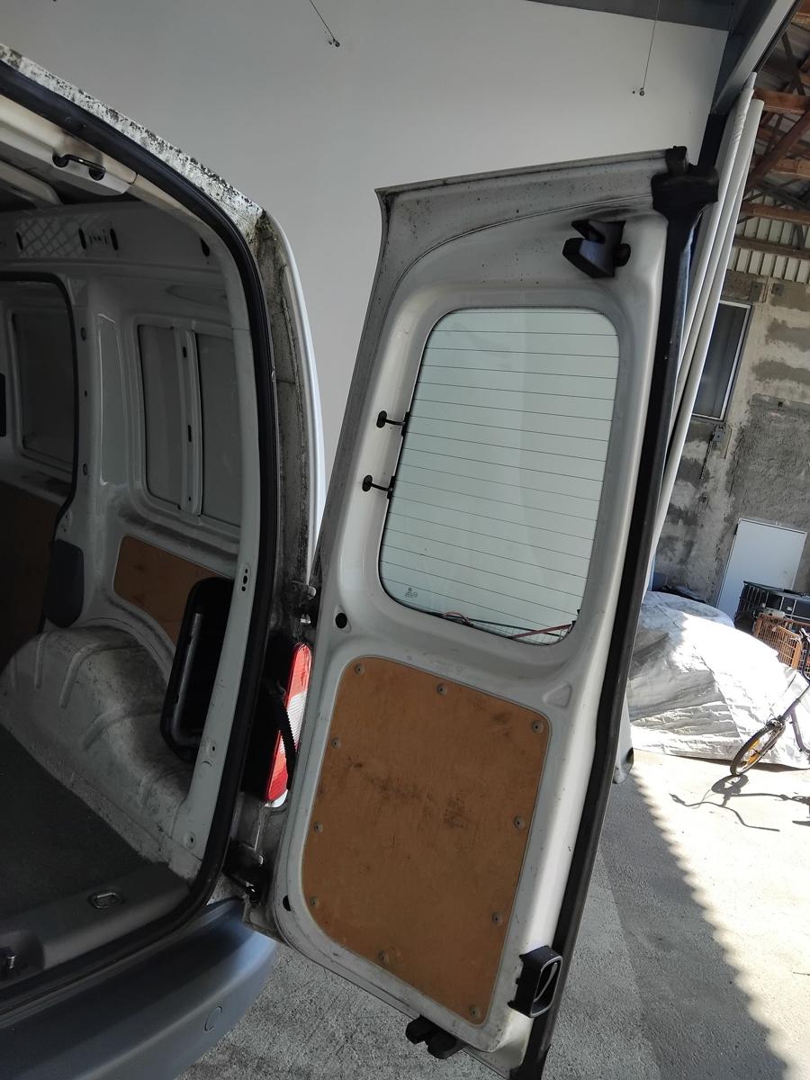 VW Caddy 2K Heckfl&uuml;gelt&uuml;r Heckt&uuml;r rechts LB9A Candywei&szlig; mit Scheibe BJ2005