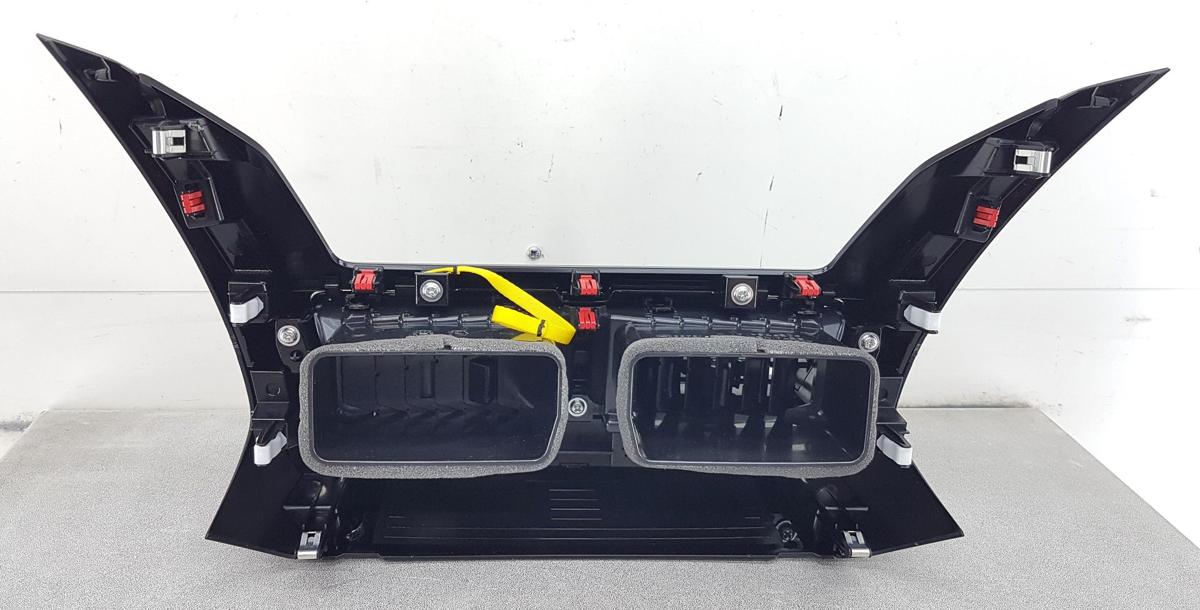 Mitsubishi Eclipse Cross Luftd&uuml;se mitte inkl Warnblinkschalter Bj2023 8002D032