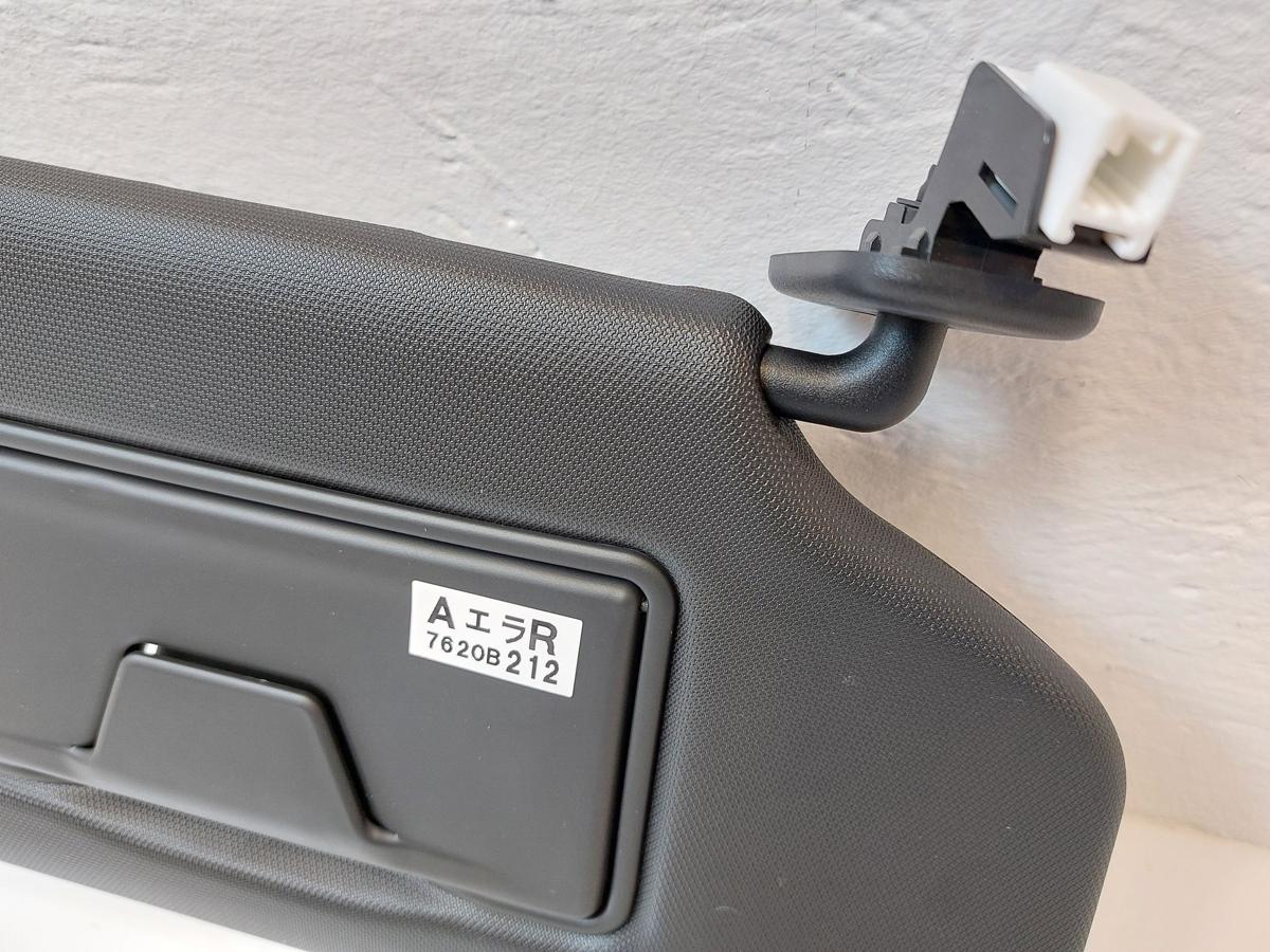 Mitsubishi Eclipse Cross GK0 ab21 Sonnenblende vorn links mit Spiegel schwarz