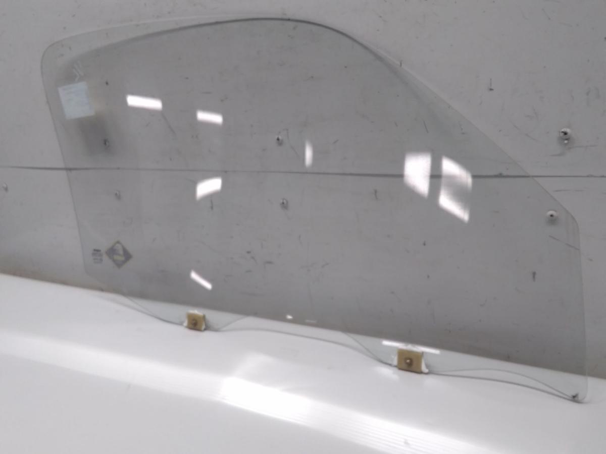 Nissan Micra K11 original T&uuml;rscheibe vorn links 3-t&uuml;rig Klarglas BJ2000