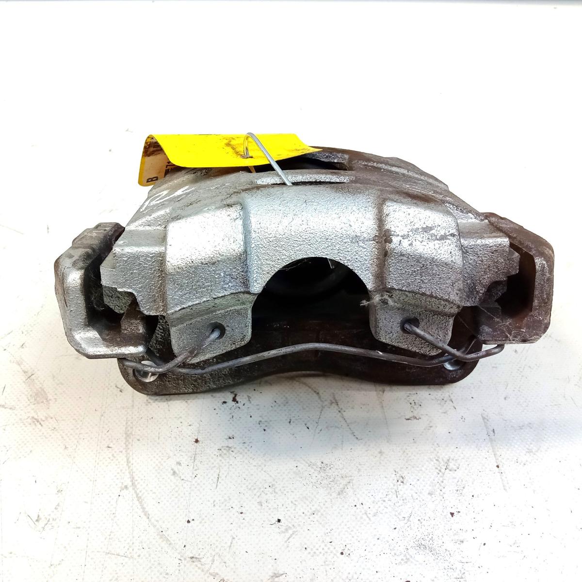 Toyota Yaris 3 Hybrid XP13 original Bremssattel vorn rechts mit Tr&auml;ger Bj.2020