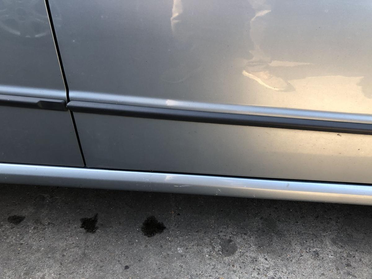 Skoda Fabia 6Y T&uuml;r vorn rechts Beifahrert&uuml;r im Rohbau LF7U Stone Grey Metallic