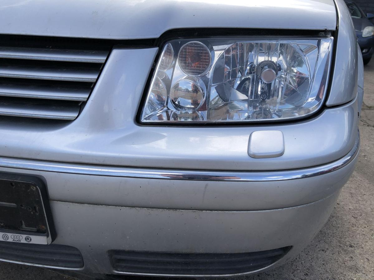 VW Bora 1J Sto&szlig;f&auml;nger vorn Frontsch&uuml;rze SRA Highline Chromleiste LA7W silber