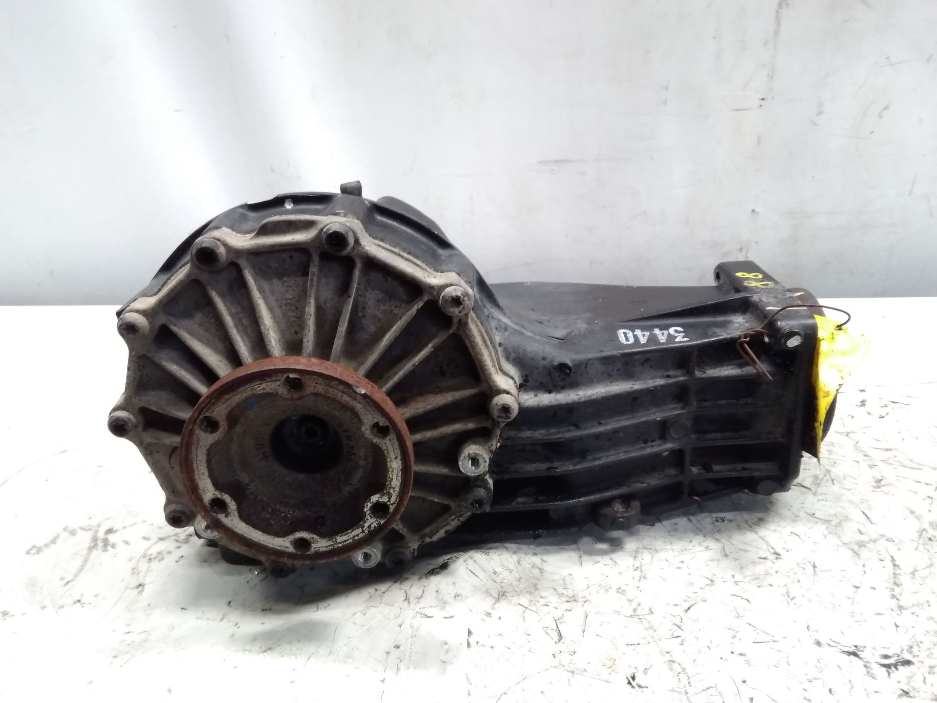 Audi A8 4E original Differential Hinterachsgetriebe GMZ 3.0TD 171kw BJ2004