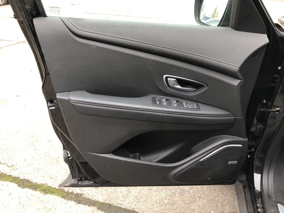 Renault Scenic IV 4 J9 Türverkleidung vorn links Bose Edition Innenverkleidung