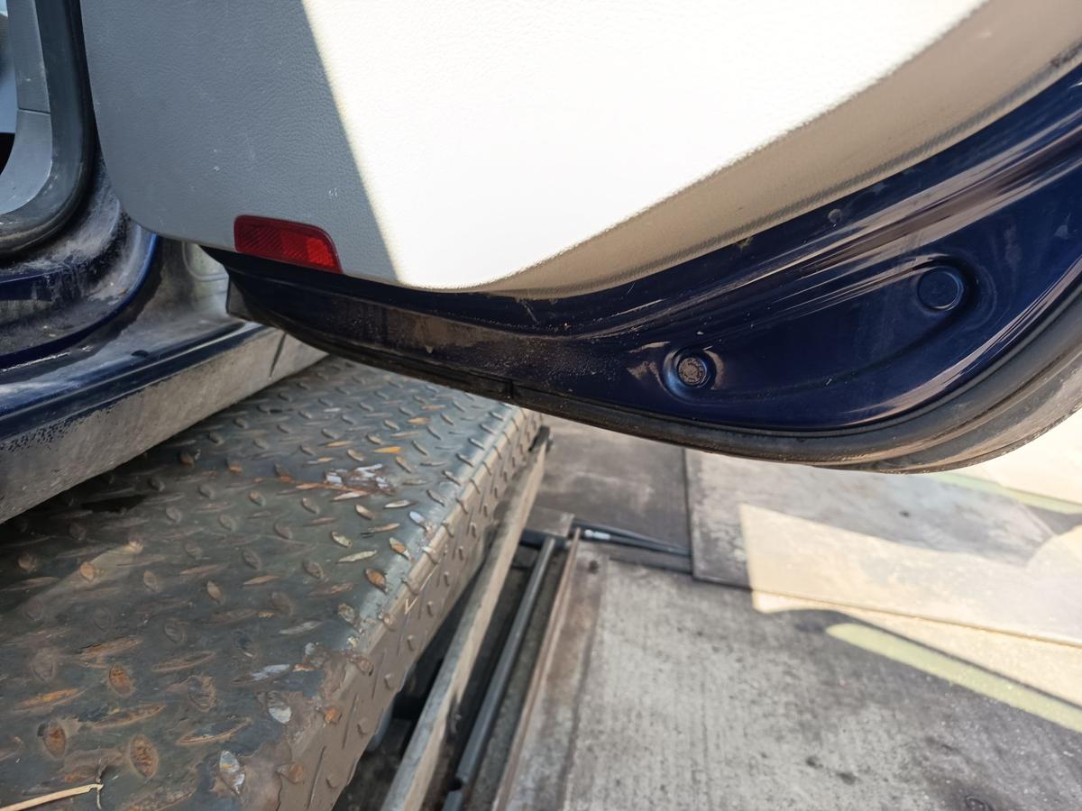 VW Golf Plus 5M original T&uuml;r hinten rechts Fond D5Q Shadow Blue Bj 2006