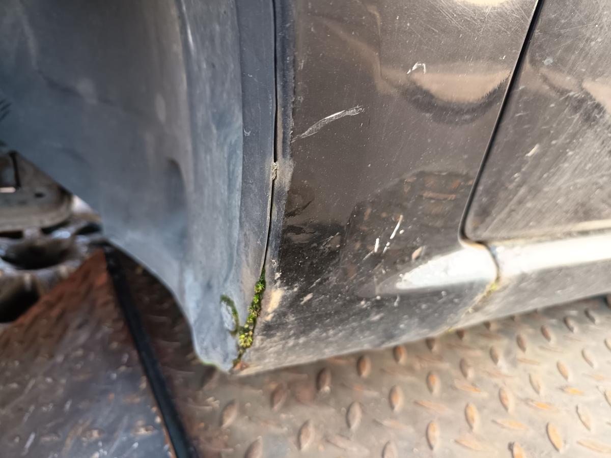 Opel Zafira B original Kotfl&uuml;gel links Z20R schwarz vor Facelift Bj 2005