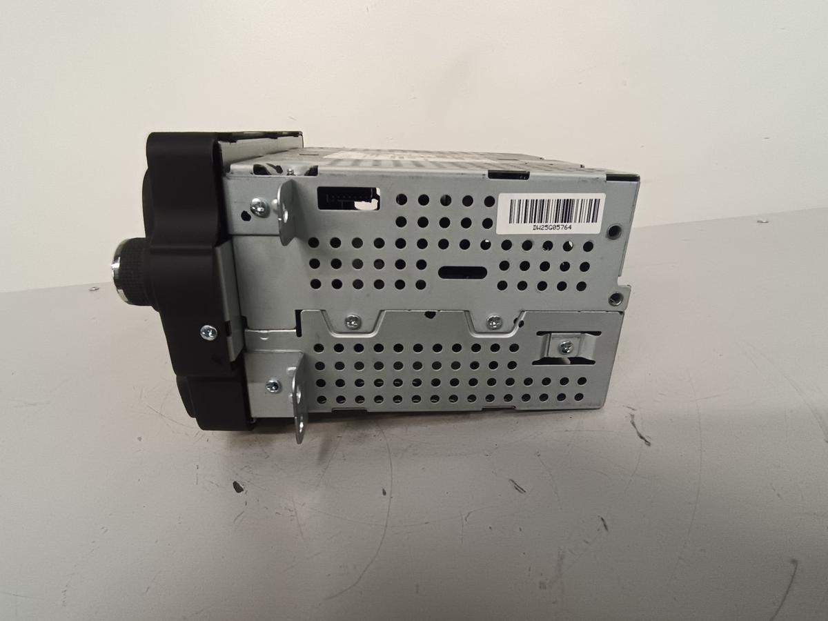 Chevrolet Aveo T300 Bj 2012 original Radio Multimedia CD-Radio kein Code