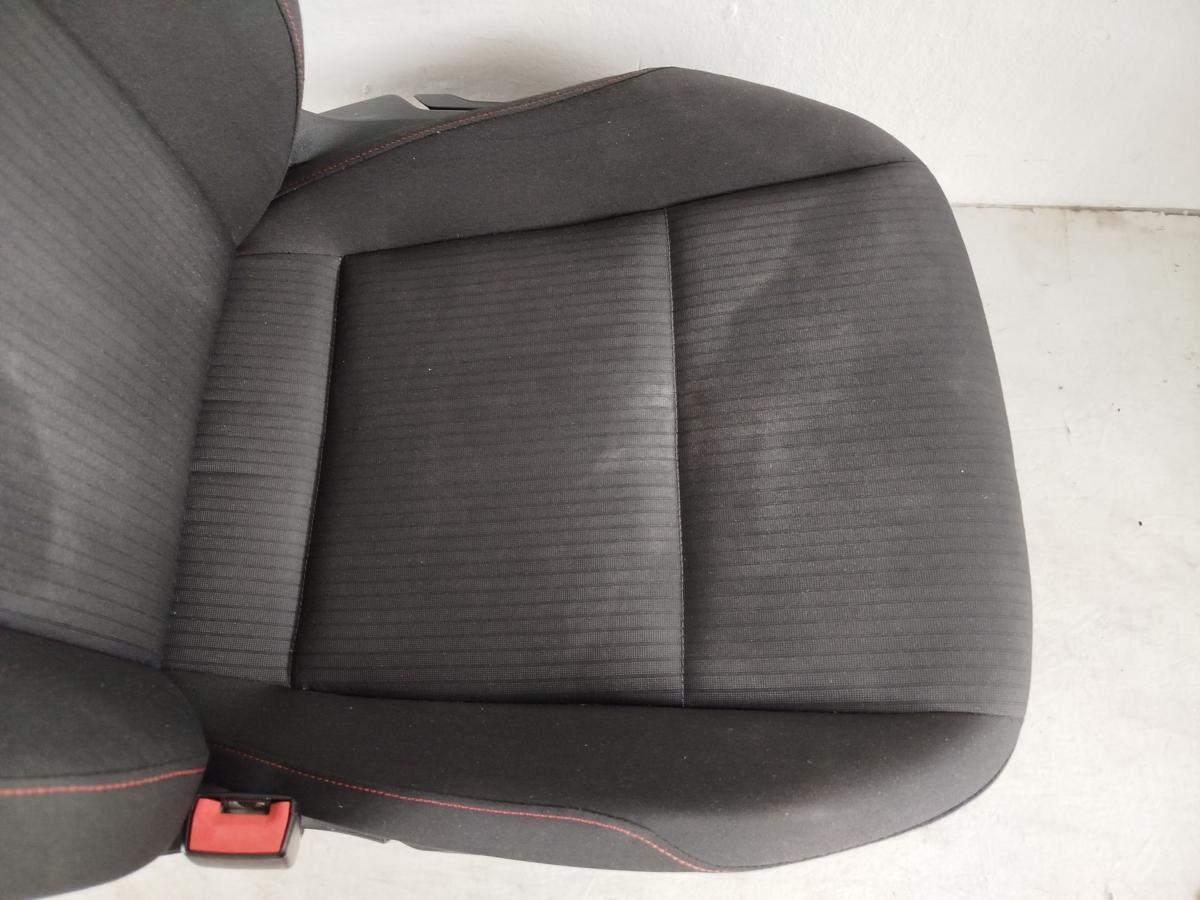 VW Golf 7 VII 5G AU Variant Sitz vorn links Fahrersitz mit Heizung Stoff OEM